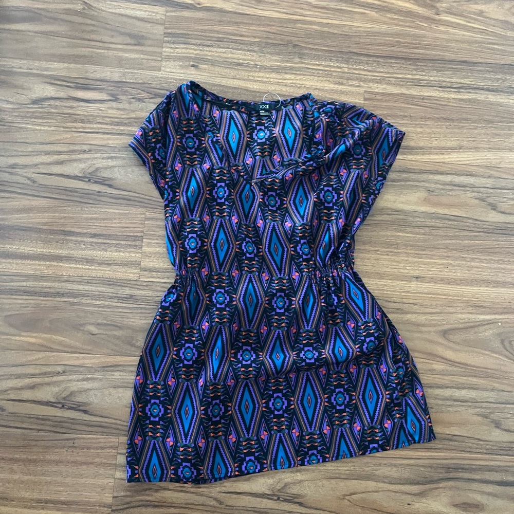 Vintage XXI Aztec tribal blue and purple top